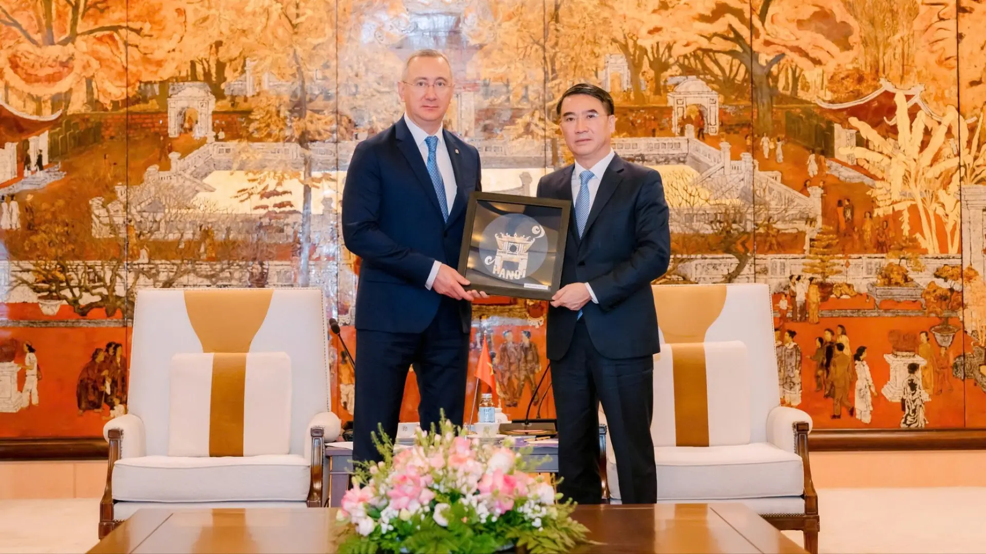 Hà Nội và tỉnh Kaluga (Nga) tăng cường chuyển giao công nghệ